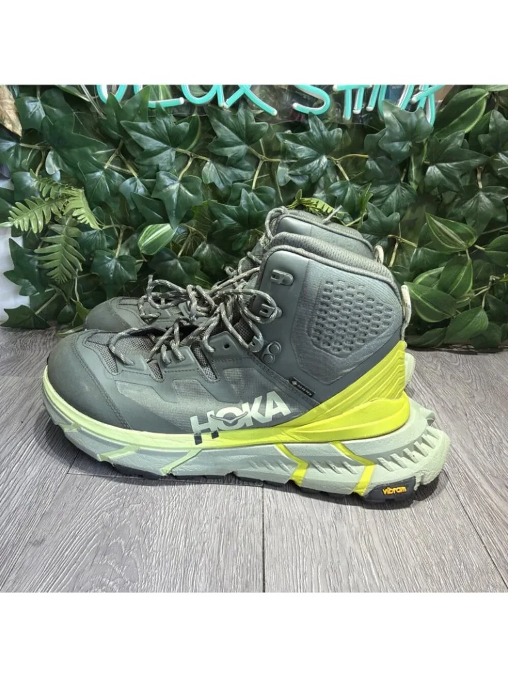 Hoka One One TenNine Hike GTX Gray Yellow Men's Hiking Boots Size 10.5 D 1113510